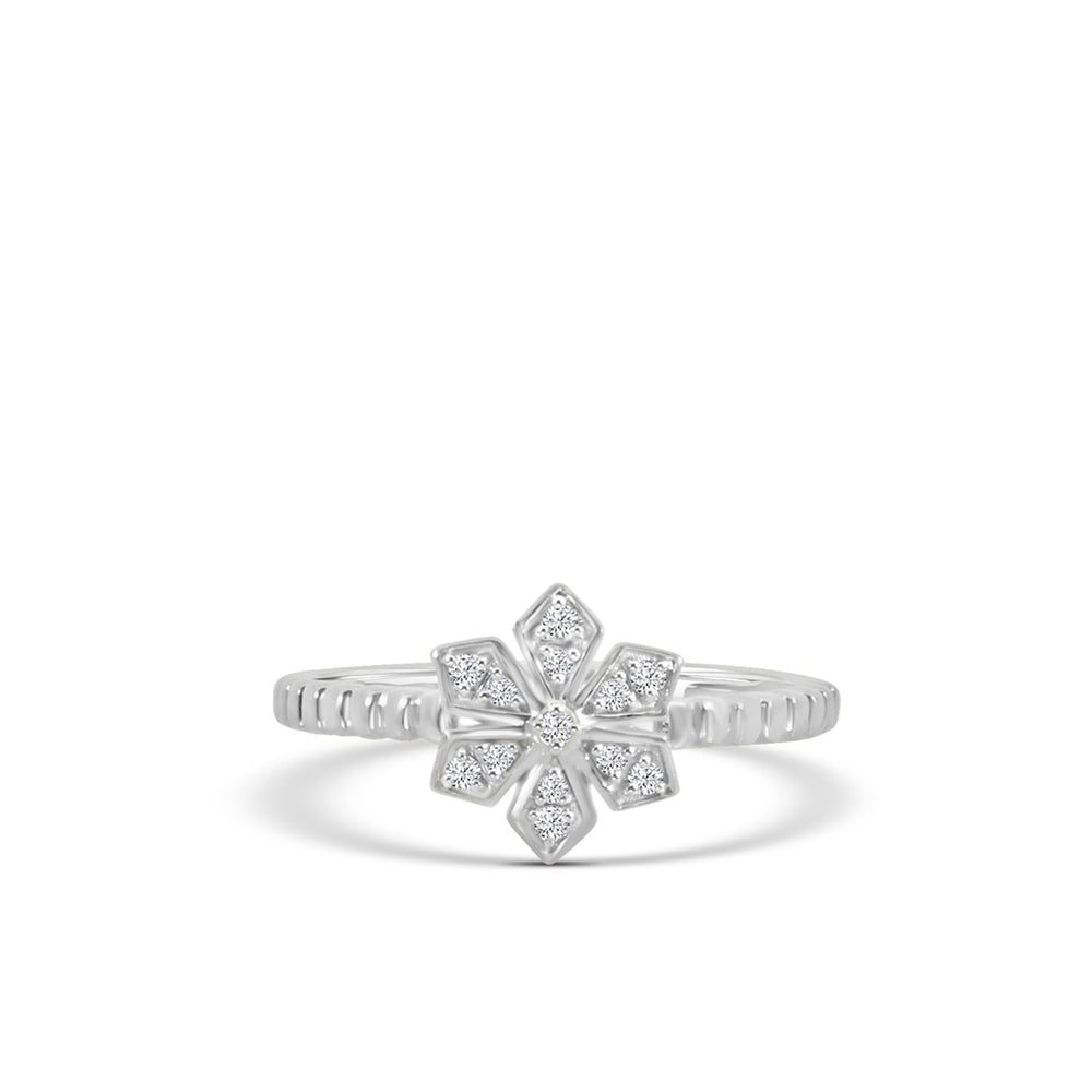 Anillo de flor de 14 quilates y 0,10 quilates de diámetro
